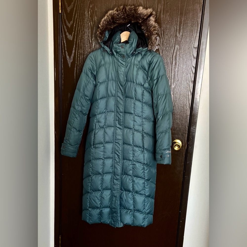 Eddie Bauer Women's Teal Classic Down Puffer Coat